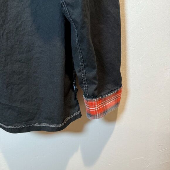 Fender Black Button Up Reversible Cuff Men's Shirt Medium Rock and Roll Religion - Picture 9 of 16